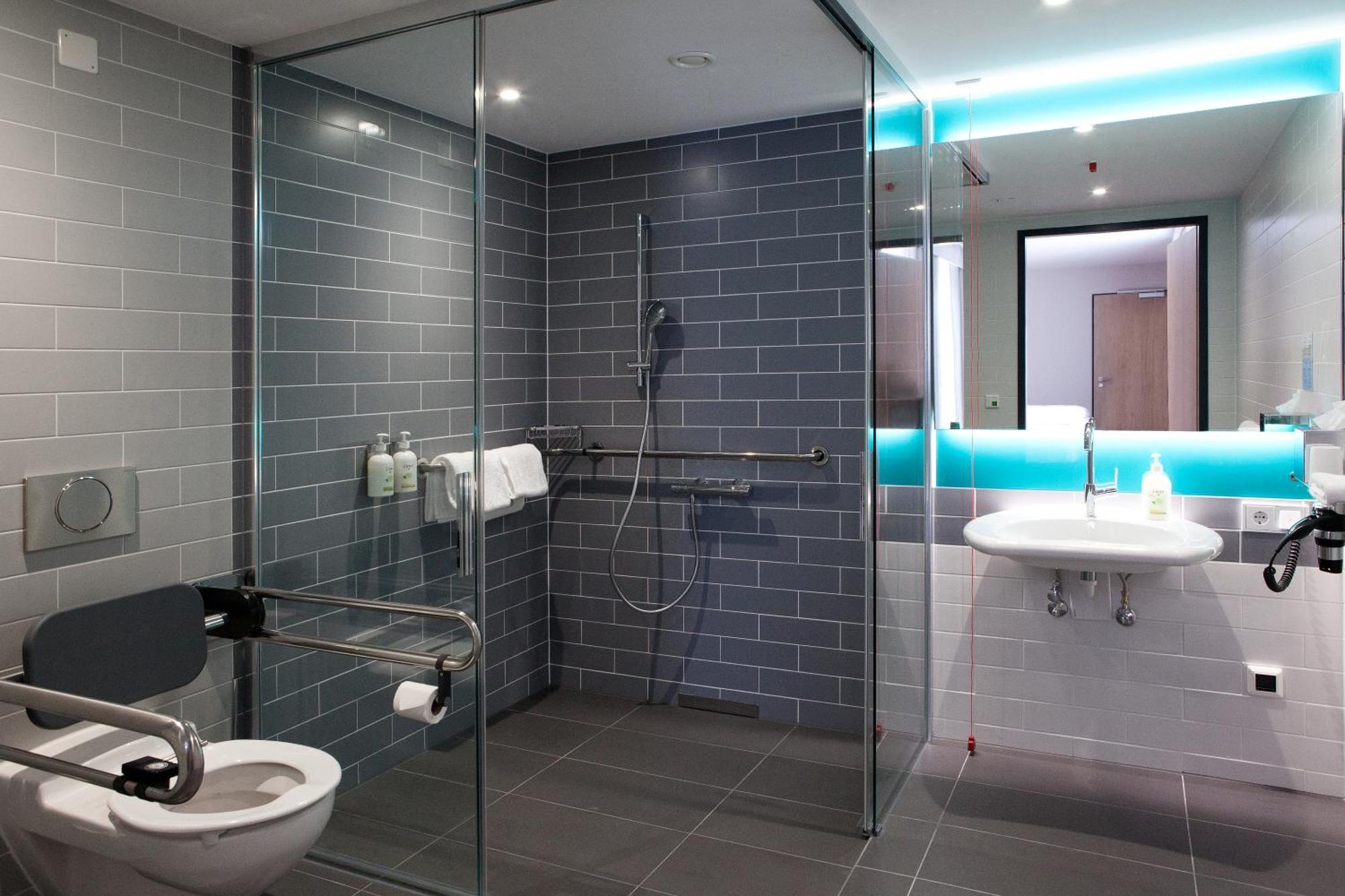 Holiday Inn Express Fuerth By Ihg エクステリア 写真