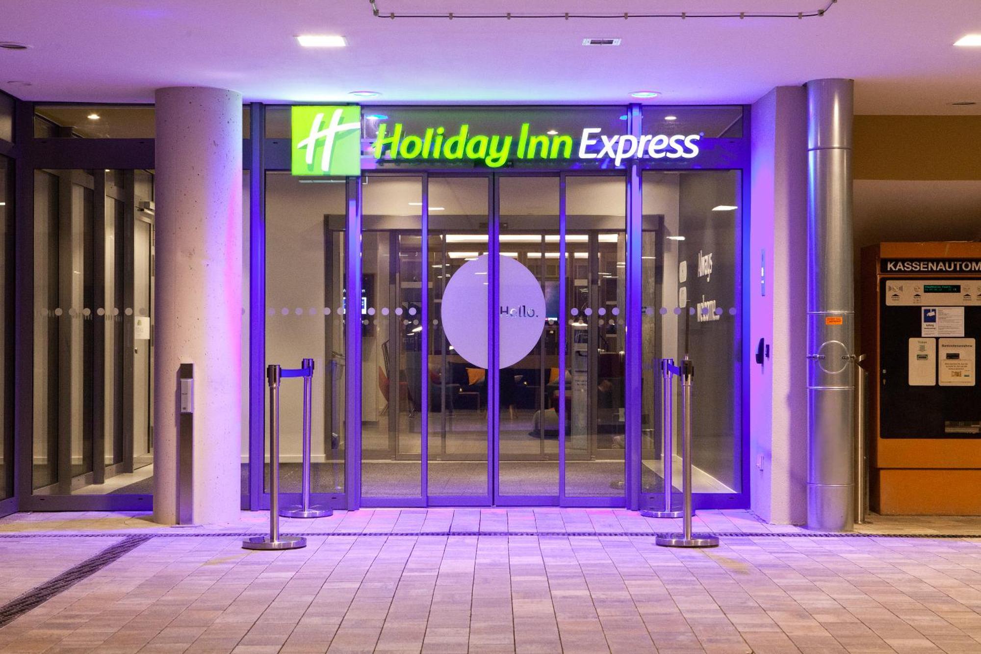 Holiday Inn Express Fuerth By Ihg エクステリア 写真